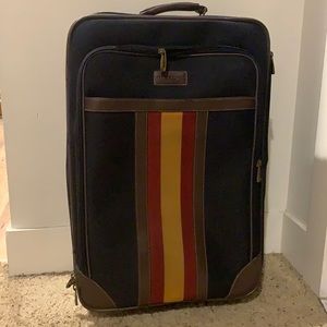 24in Tommy Hilfiger Roller Luggage